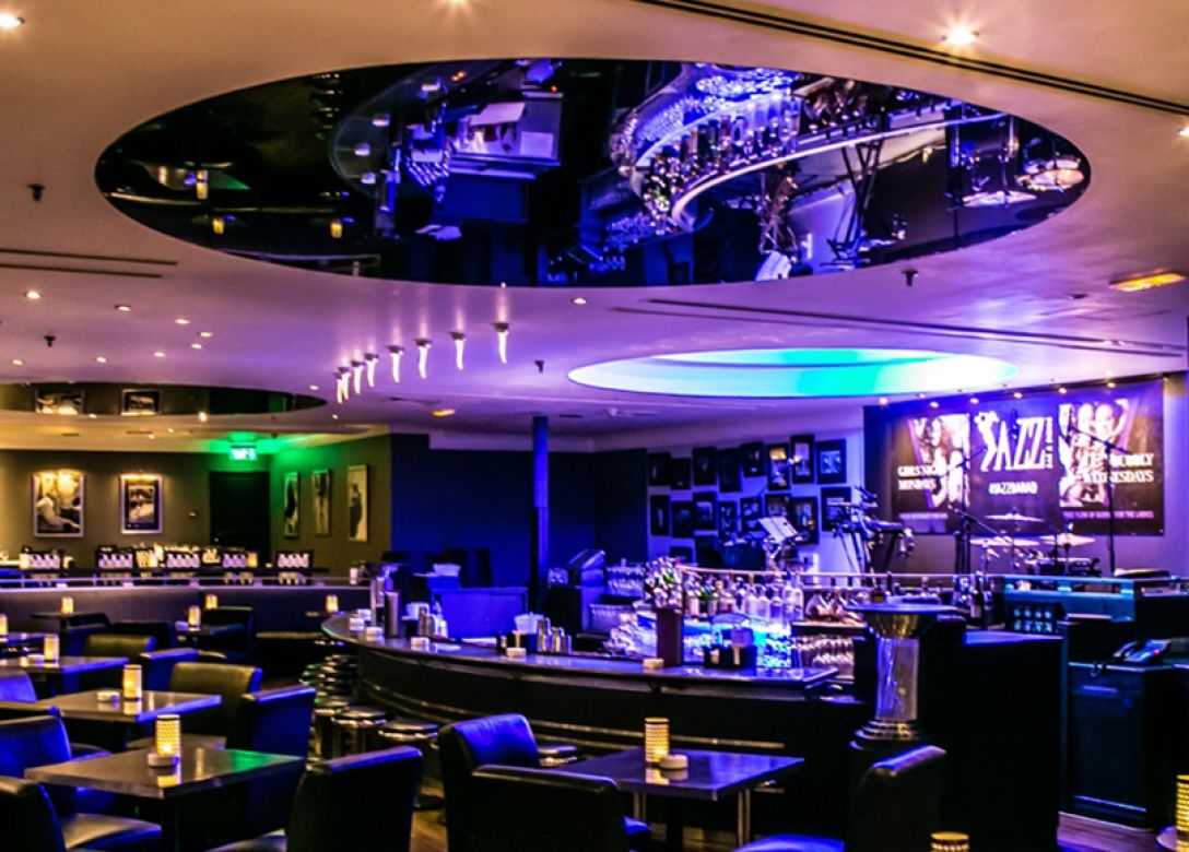 Jazz Bar, Radisson Blu Hotel & Resort, Abu Dhabi Corniche - Credit Card Restaurant Offers