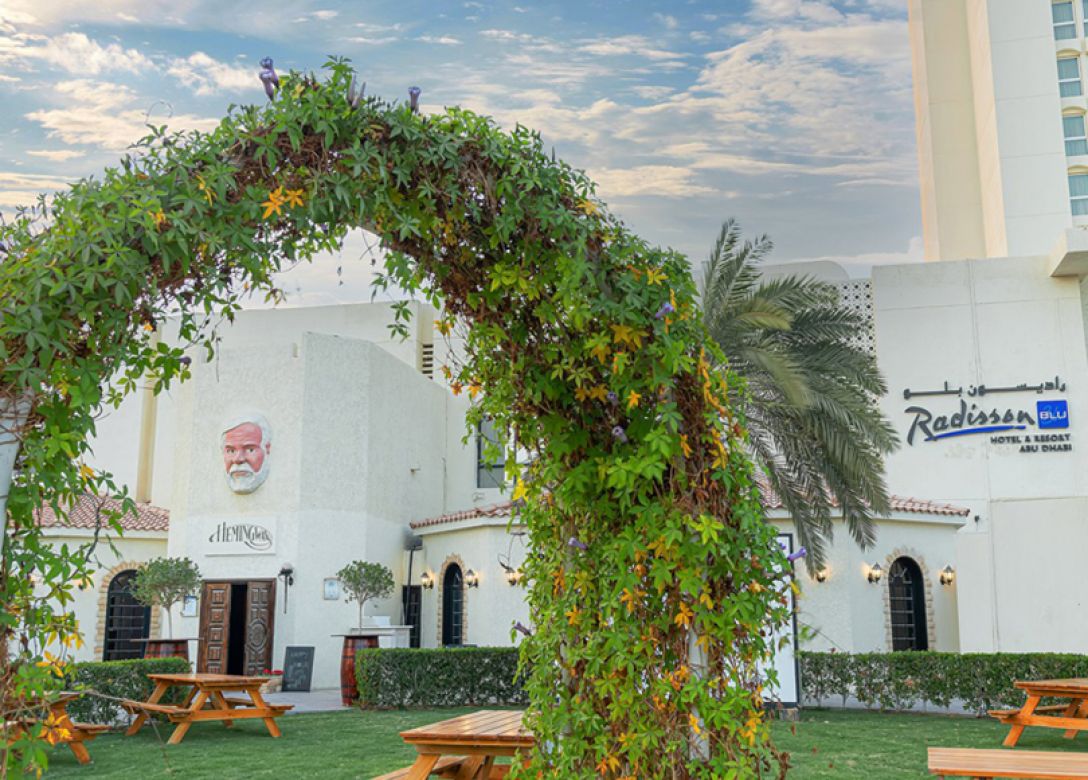 Hemingways, Radisson Blu Hotel & Resort, Abu Dhabi Corniche - Credit Card Restaurant Offers