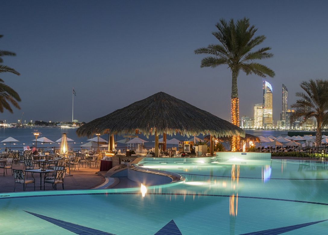 Escape, Radisson Blu Hotel & Resort, Abu Dhabi Corniche - Credit Card Restaurant Offers