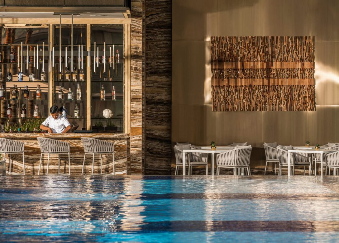 Pool & Bar Grill, Four Seasons Hotel Kuala Lumpur - Credit Card Restaurant Offers