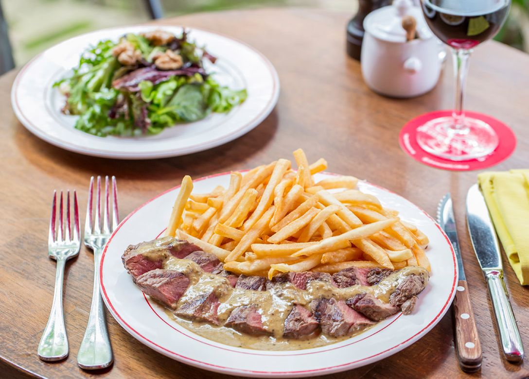 L'Entrecote The Steak & Fries Bistro - Credit Card Restaurant Offers