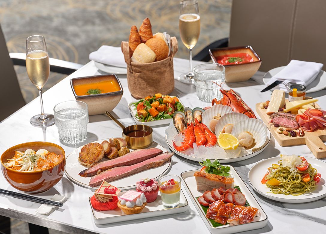 Crossroads Buffet, Singapore Marriott Tang Plaza Hotel - Credit Card Restaurant Offers