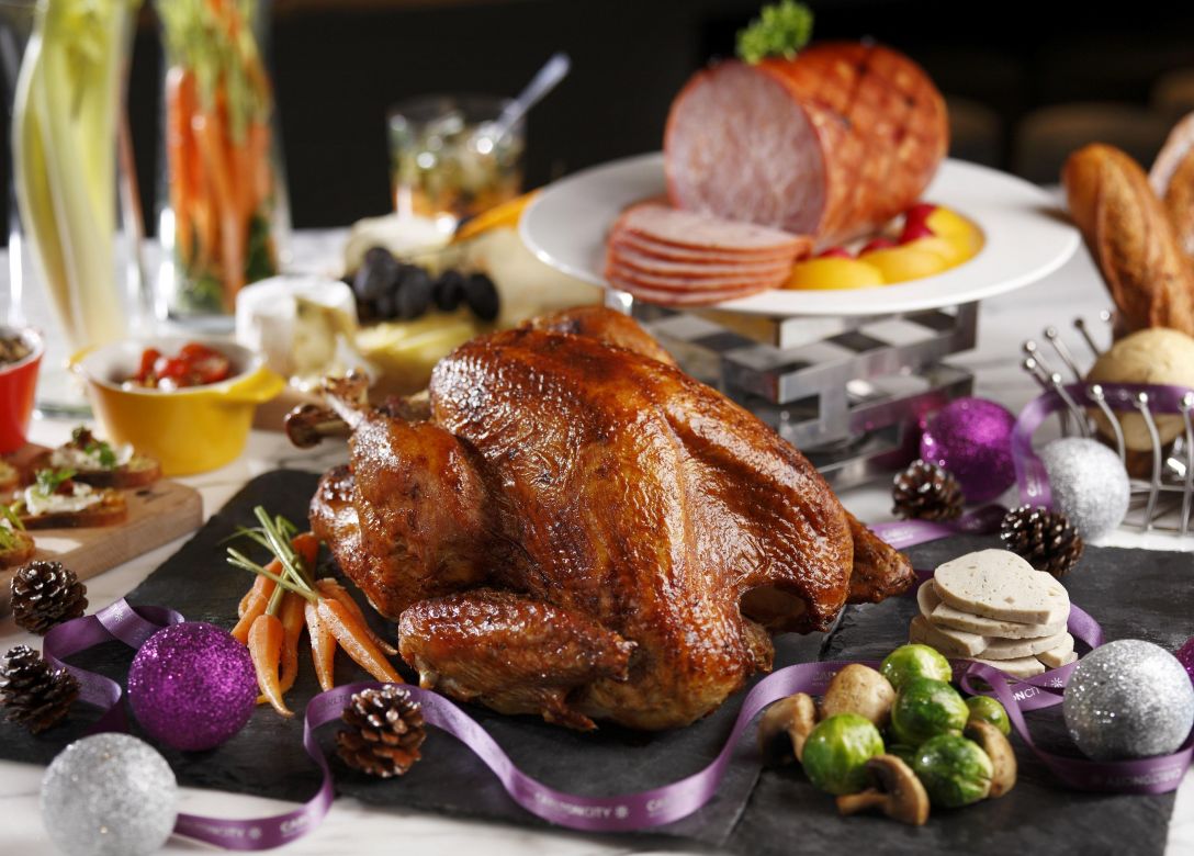 Plate, Carlton City Hotel Singapore - Credit Card Restaurant Offers