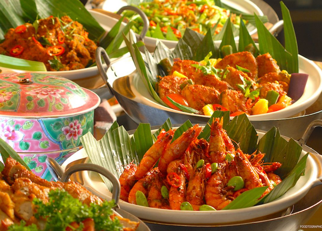 Sun’s Cafe, Hotel Grand Pacific - Credit Card Restaurant Offers