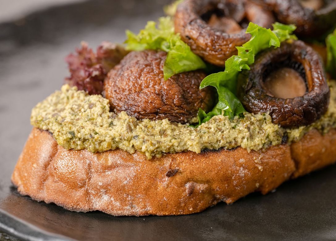 Naugthy By Nature - Credit Card Restaurant Offers