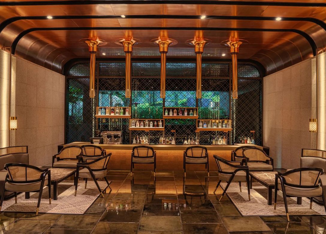 SEVEN Lobby Bar, The RuMa Hotel and Residences - Credit Card Restaurant Offers