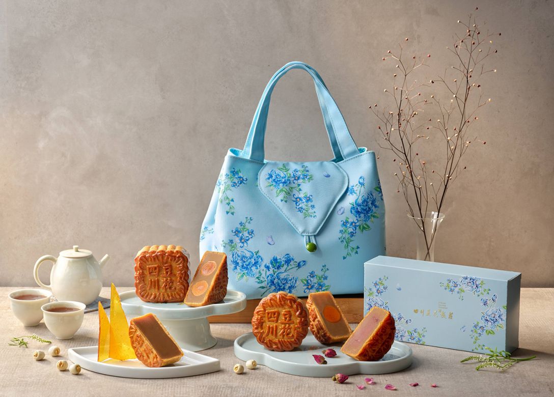 Si Chuan Dou Hua (Top of UOB Plaza & PARKROYAL on Beach Road) - Credit Card Restauracje Offers