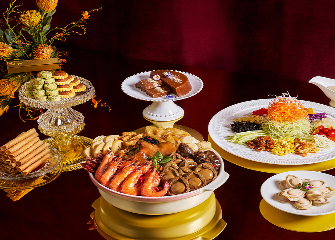 Madame Fan, The NCO Club