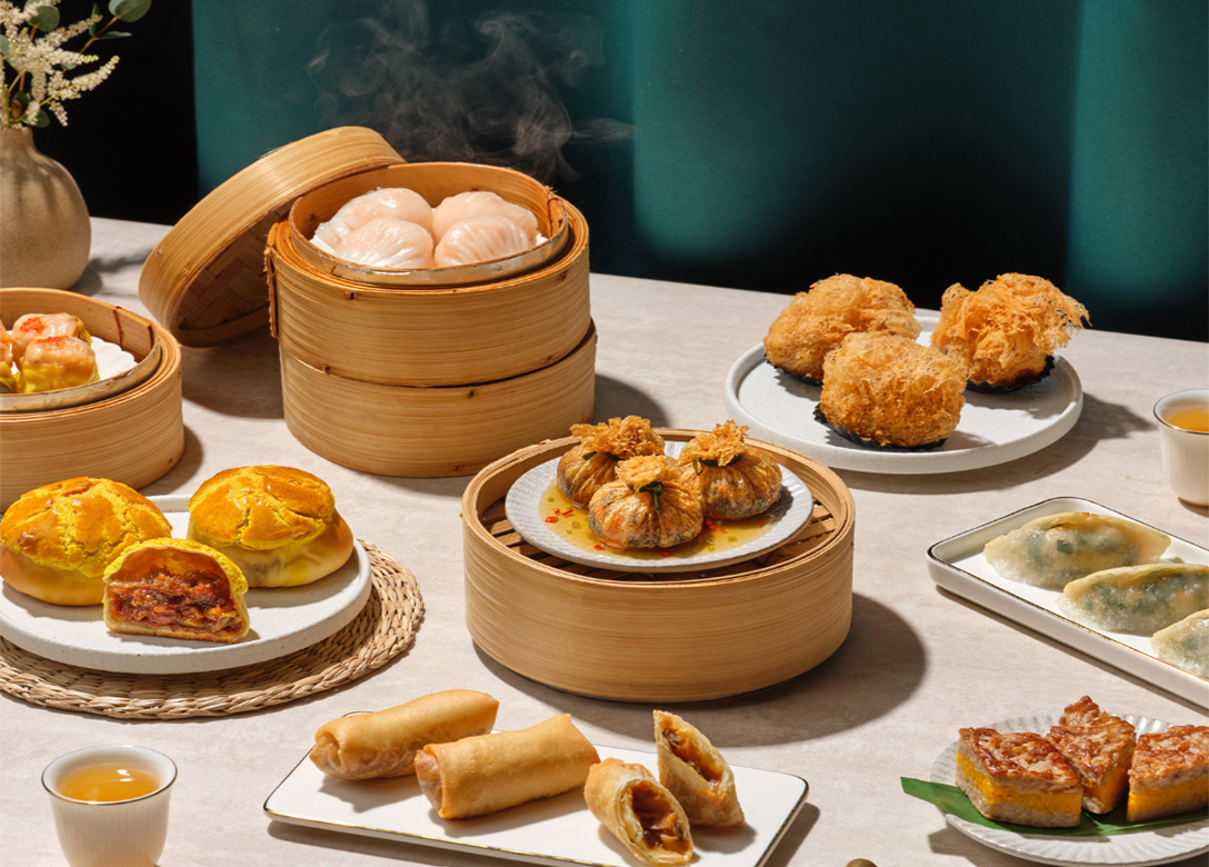 Wah Lok Cantonese Restaurant,  Carlton Hotel Singapore