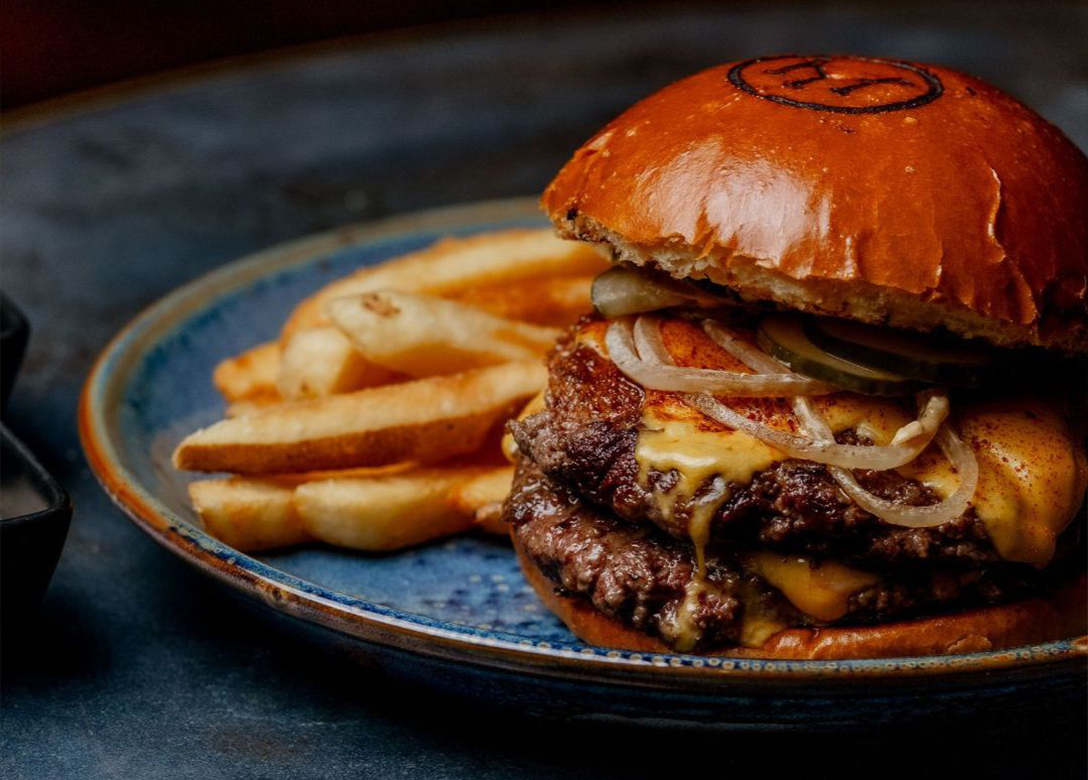 Manhattan Bar, Conrad Singapore Orchard