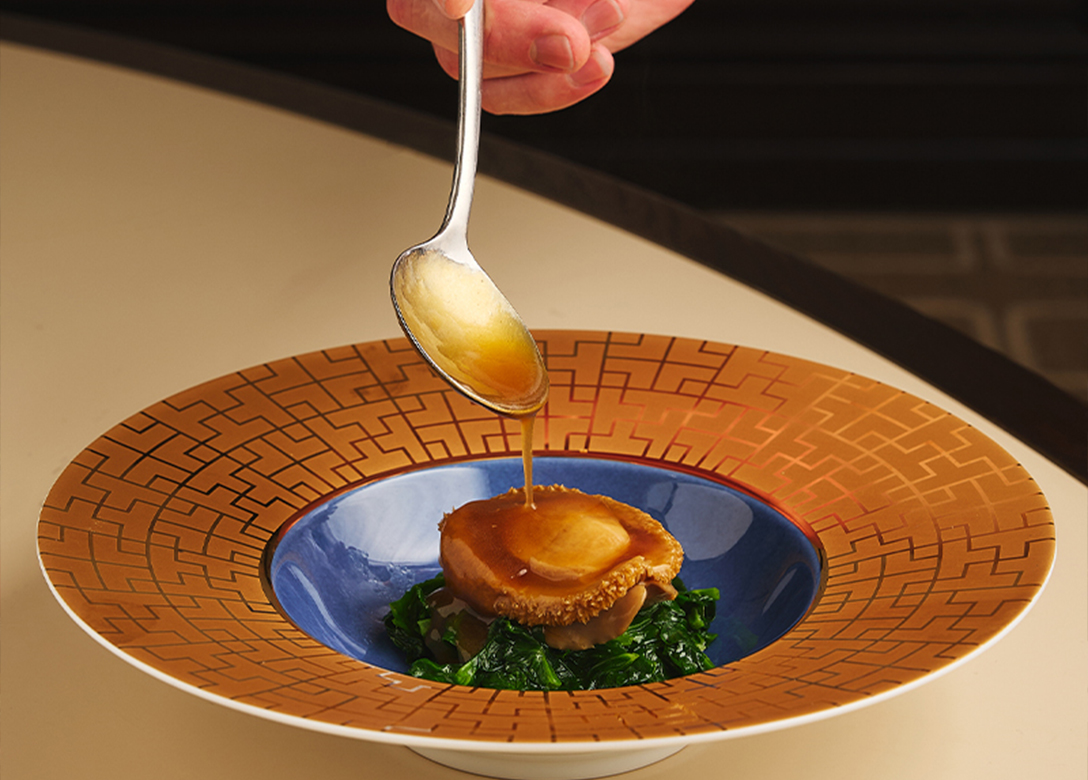 Summer Palace, Conrad Singapore Orchard