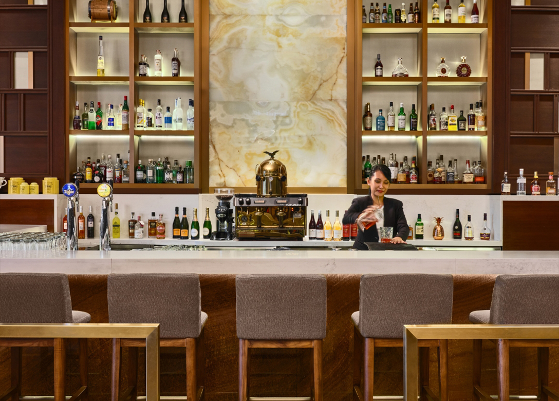 Crossroads Bar, Paradox Singapore