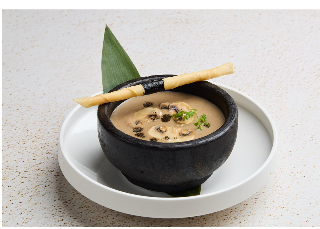 LingZhi Greens - Credit Card Restaurant Offers