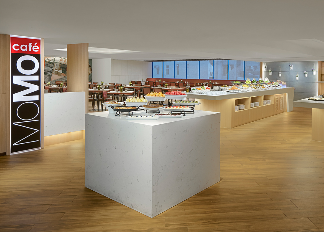 Courtyard By Marriott Hong Kong - Momo Café - Credit Card Dining Offers