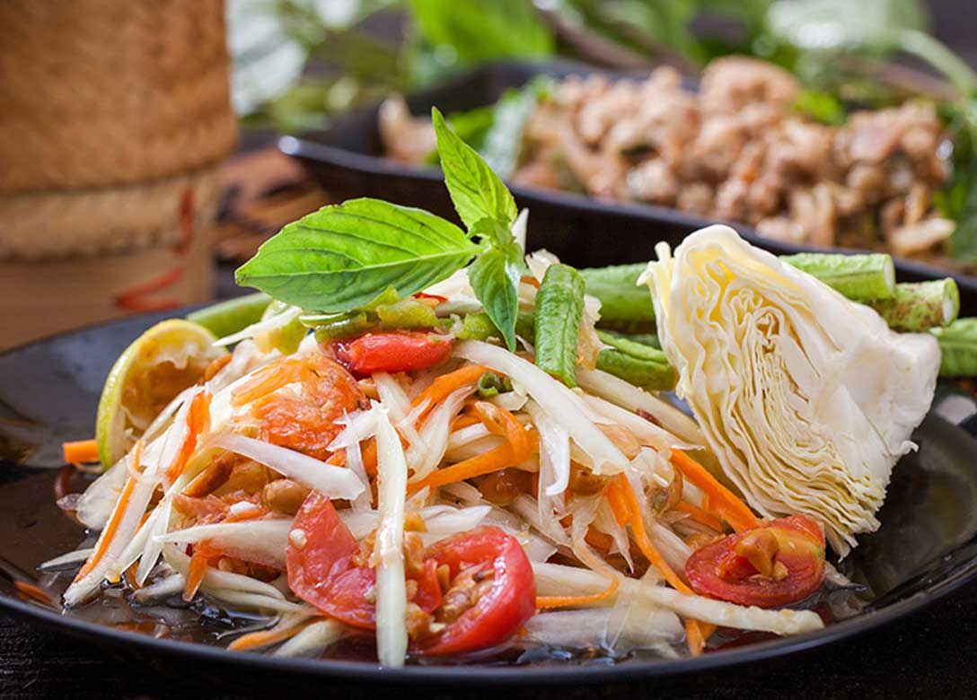 Kaeng Ron Baan Suan Restaurant - Credit Card Restaurant Offers