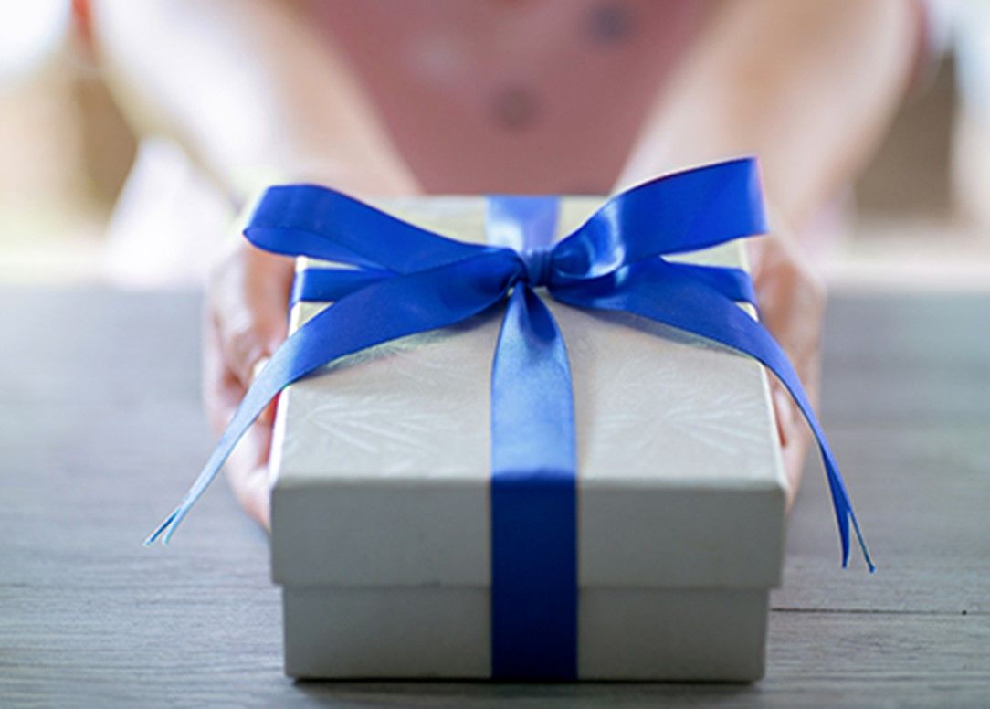 Earn up to HK$1,040 Year-Round Spending Stamp Rewards