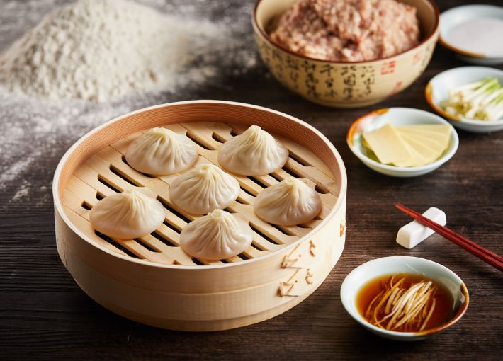 Relish finely-executed Oriental delights and perennial favourites across a variety of restaurant concepts under the Paradise Group.  Relish finely-executed Oriental delights and perennial favourites across a variety of restaurant concepts under the Paradise Group.