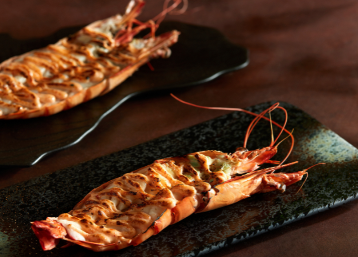 1-for-1 Cheese Baked Mentaiko King Prawn  (U.P. S$18++ per piece)<br/><br/>^Offer is only available at JUMBO Seafood (Dempsey Hill & Jewel)<br/><br/>Valid from 1 to 30 June 2026.