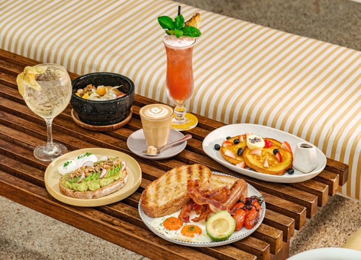 Embark on an unforgettable culinary journey at the easide destination. From the exclusive Tanjong Rose Club to the immersive 4-Hands Dining Series, each experience promises a truly exceptional gastronomic adventure.