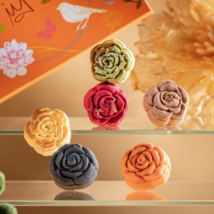 Up to 21% off designated mooncakes<br/>