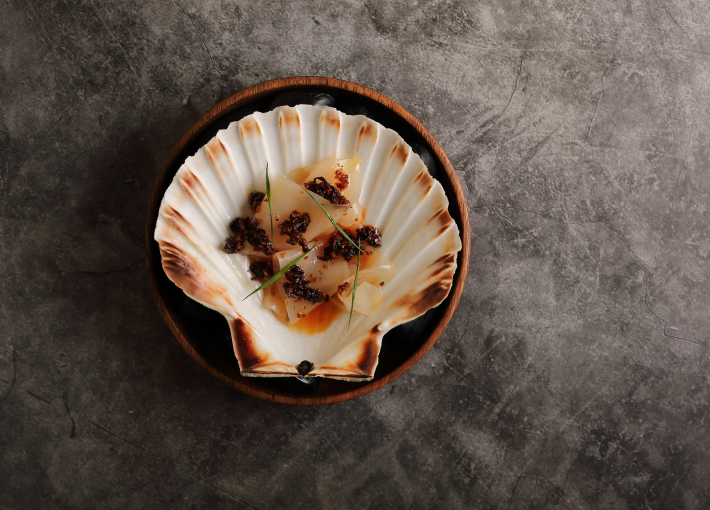 Modern Chinese fusion takes centre stage at QIN, blending heritage flavours with innovative culinary techniques in a stylish, contemporary setting.<br/><br/>Yearlong Offer:<br/>S$6 off every S$60 spend, discount capped at S$60 (dine-in & takeaways) Modern Chinese fusion takes centre stage at QIN, blending heritage flavours with innovative culinary techniques in a stylish, contemporary setting.<br/><br/>Yearlong Offer:<br/>S$6 off every S$60 spend, discount capped at S$60 (dine-in & takeaways)